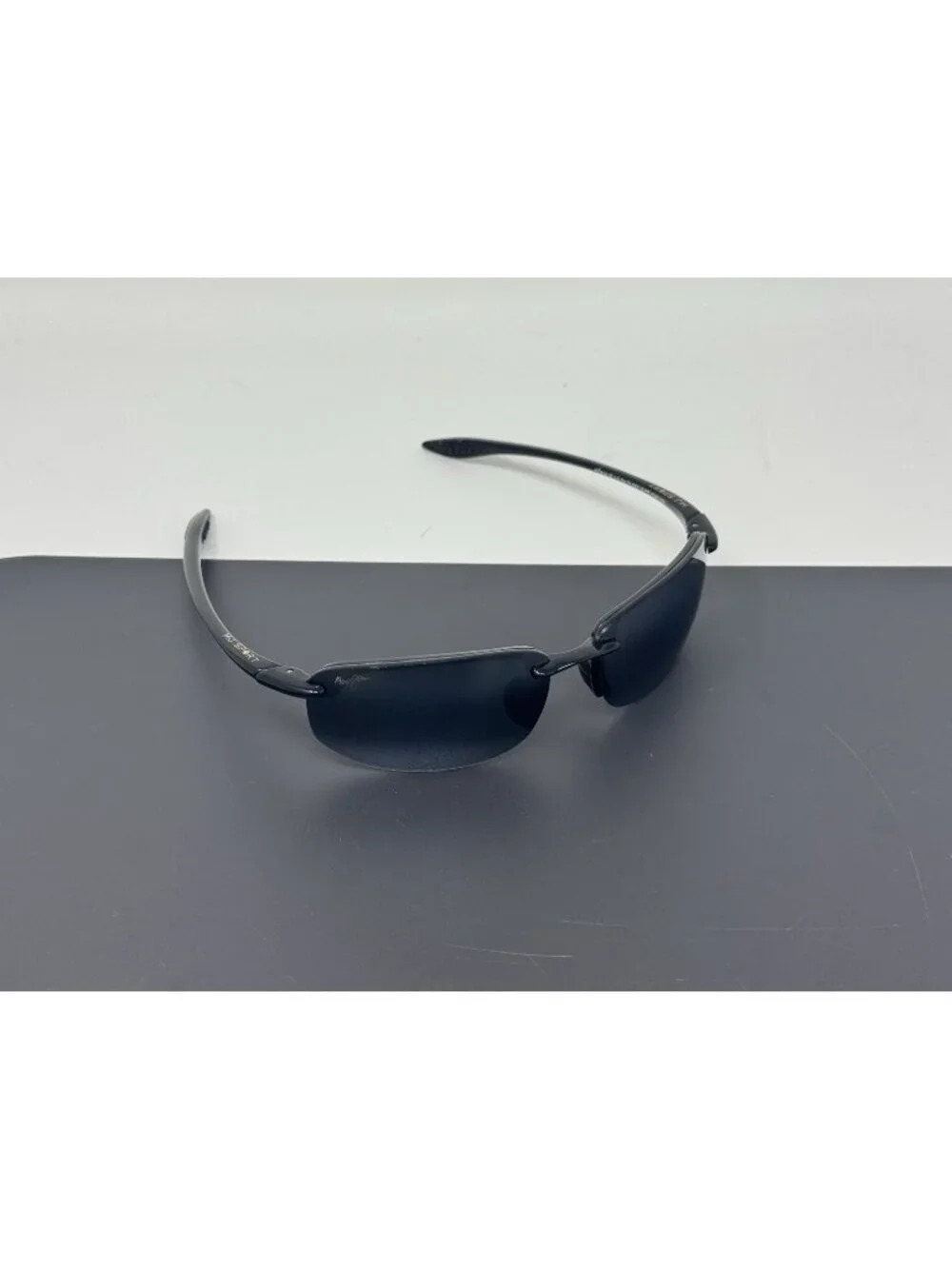 Maui Jim Ho'okipa MJ407-02 Sunglasses 64-17-130 Scratches On Lenses